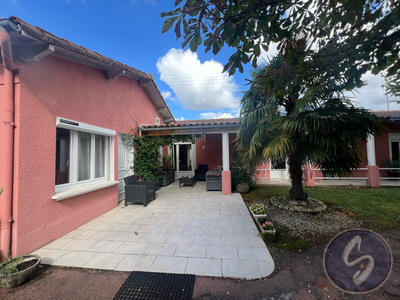 Maison - 162 m² - 7 pièces