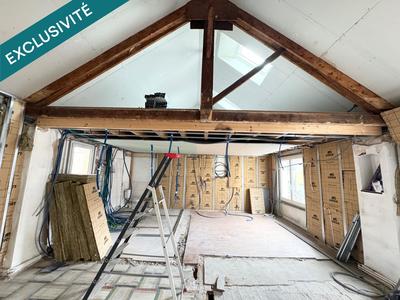 Maison - 93 m² - 5 pièces