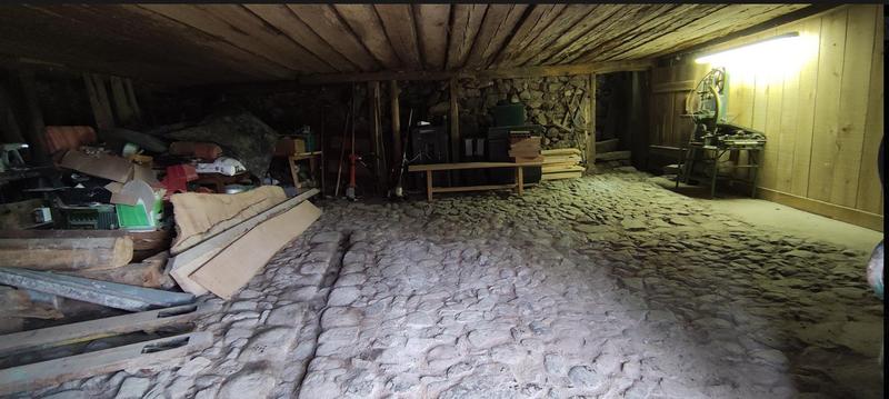 Maison - 182 m² - 11 pièces