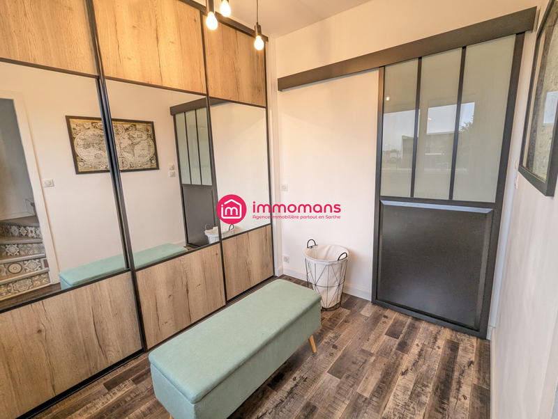 Maison - 93 m² - 4 pièces