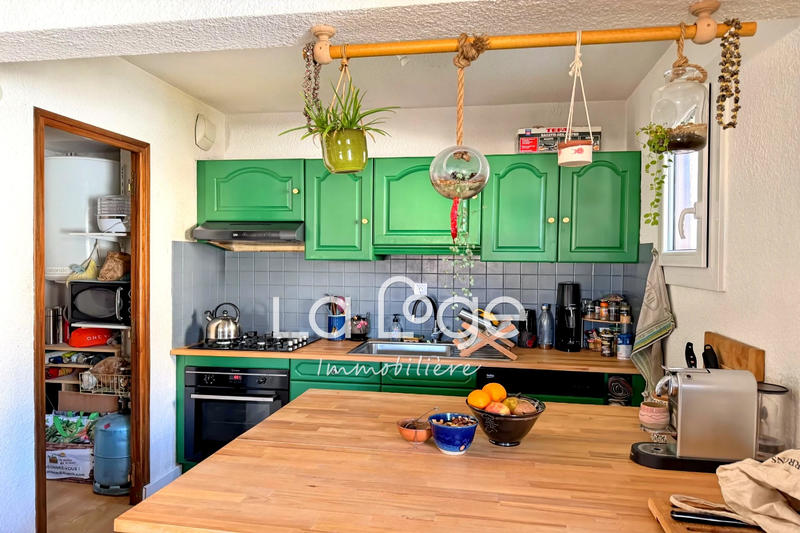 Appartement - 80 m² - 4 pièces