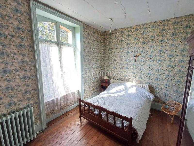 Maison bourgeoise - 250 m² - 8 pièces