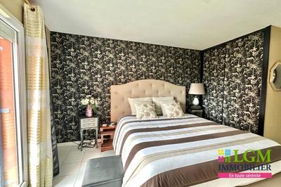 Appartement - 96 m² - 4 pièces