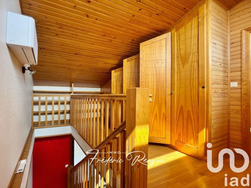 Maison - 190 m² - 7 pièces