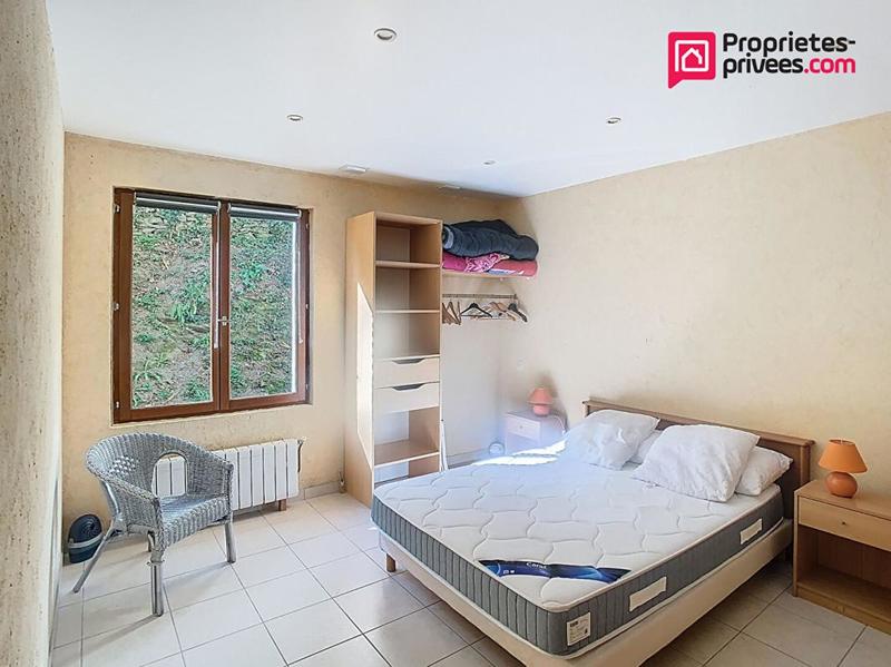 Maison - 410 m² - 15 pièces