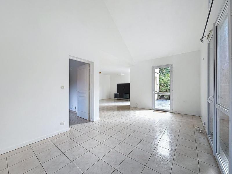 Maison - 163 m² - 8 pièces
