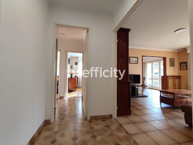 Appartement - 75 m² - 4 pièces