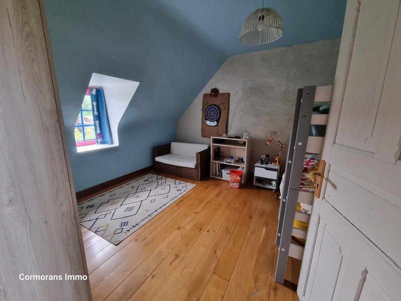 Propriété - 555 m² - 24 pièces