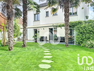 Maison - 138 m² - 7 pièces