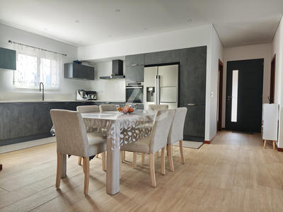 Villa - 129 m² - 6 pièces