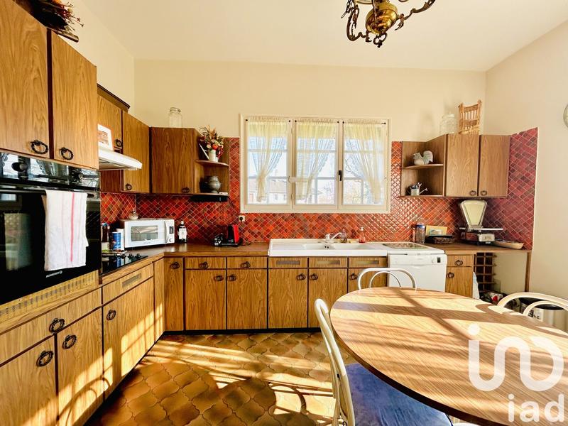 Maison - 202 m² - 8 pièces