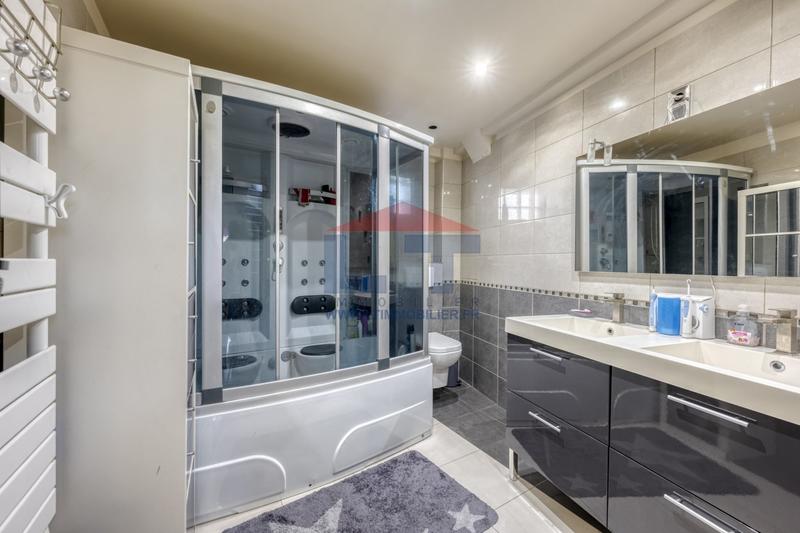 Maison - 130 m² - 4 pièces