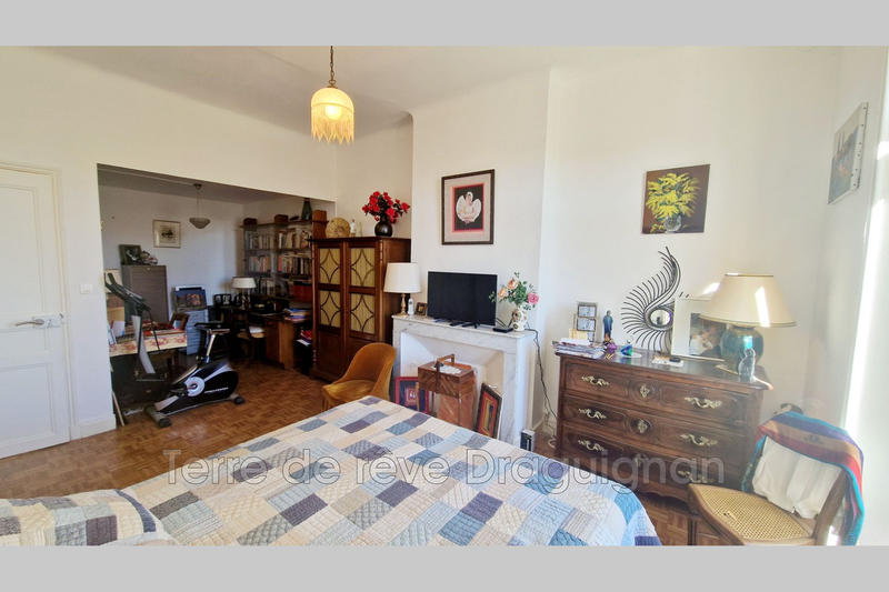 Appartement - 93 m² - 3 pièces