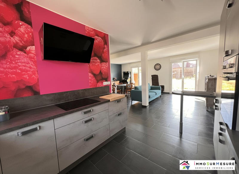 Maison - 90 m² - 4 pièces