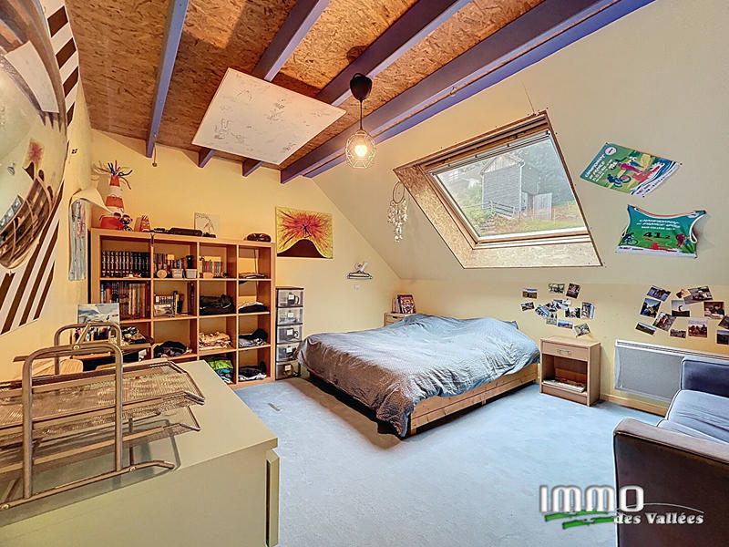 Maison - 408 m² - 10 pièces