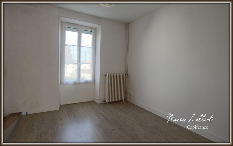 Maison - 191 m² - 8 pièces