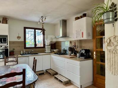 Maison - 81 m² - 4 pièces