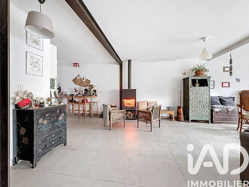 Maison - 211 m² - 7 pièces