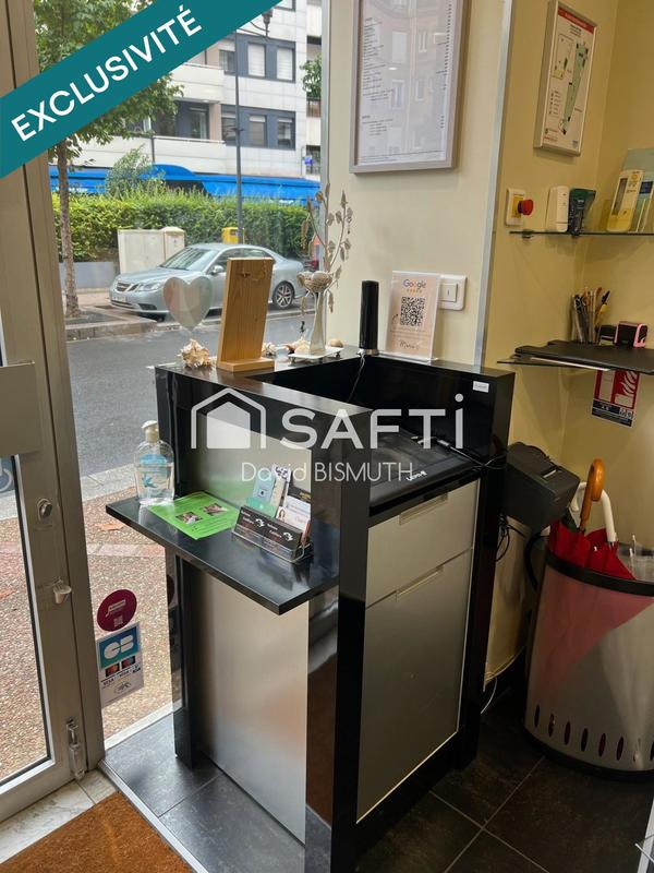 Local commercial - 55 m² - 2 pièces