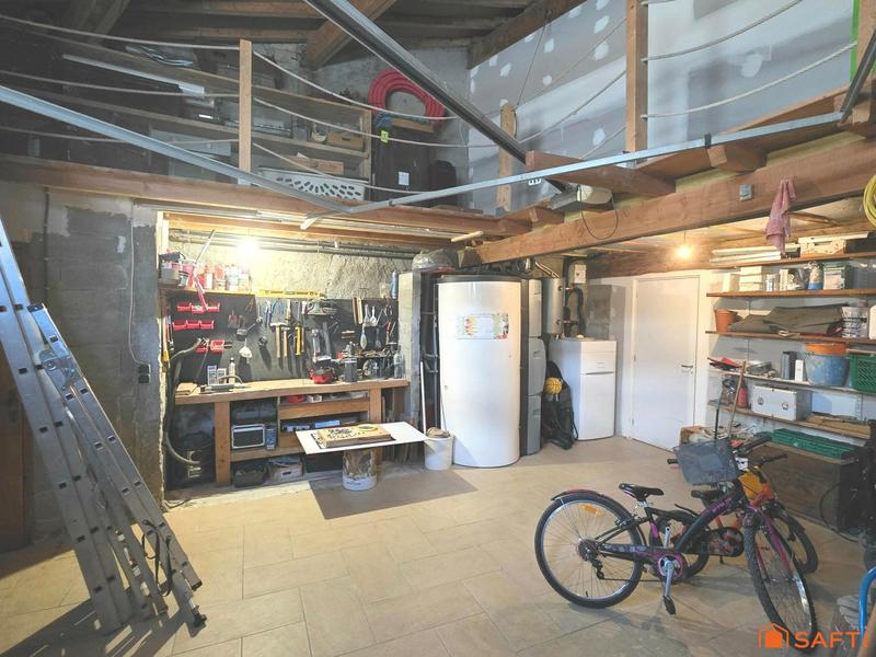 Maison de village - 210 m² - 7 pièces