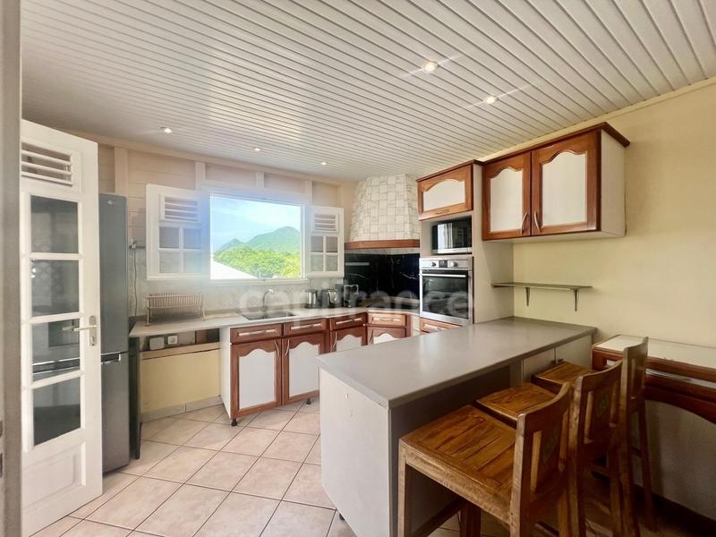 Maison - 171 m² - 4 pièces