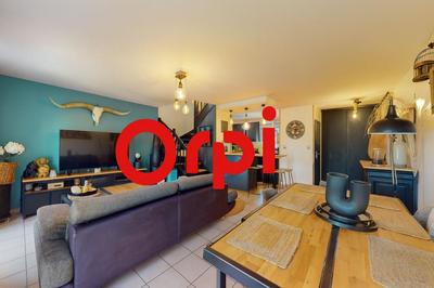 Maison - 98 m² - 5 pièces