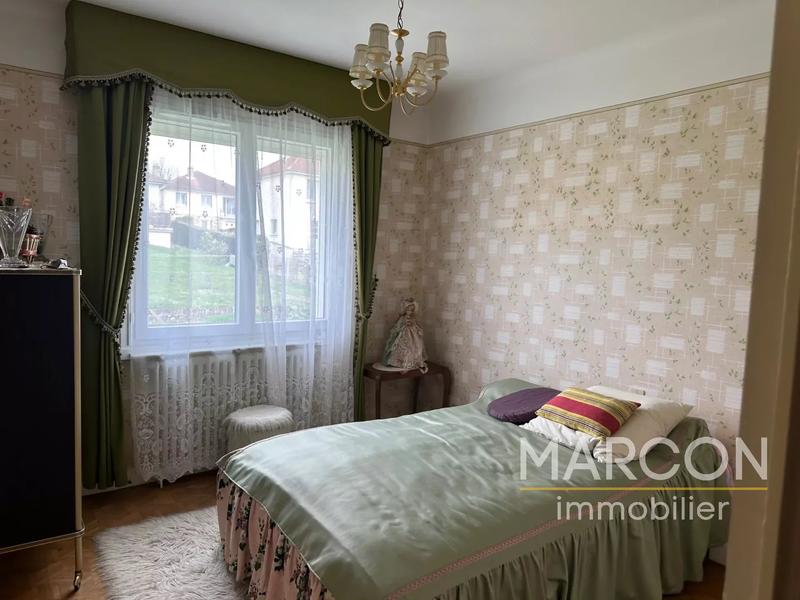 Maison de ville - 110 m² - 7 pièces