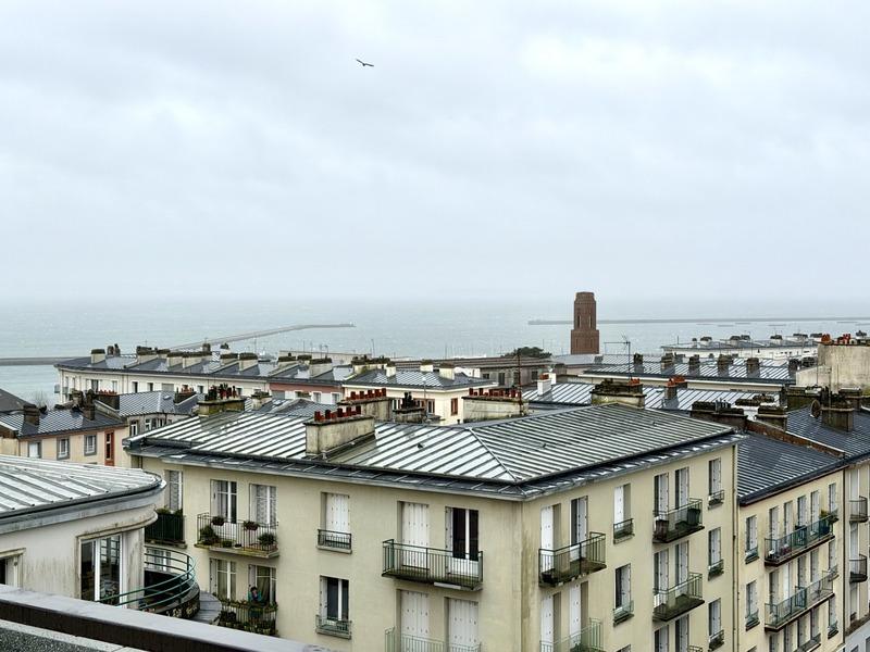 Appartement - 226 m² - 8 pièces