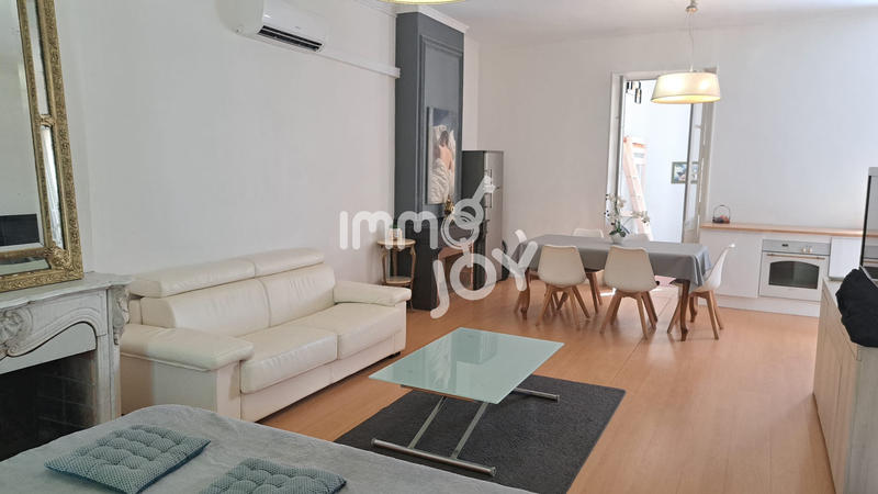 Appartement - 93 m² - 4 pièces