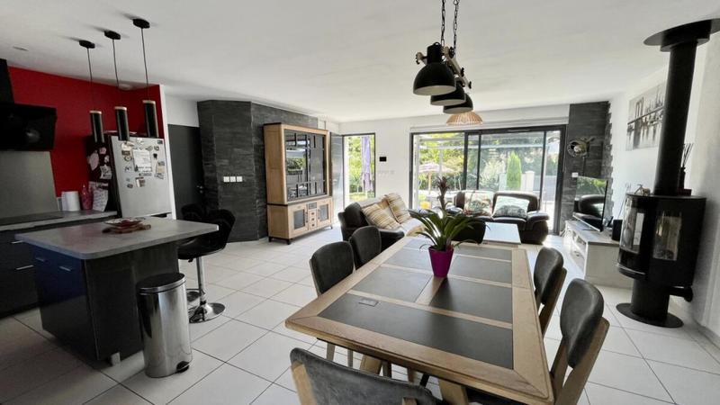 Villa - 92 m² - 4 pièces