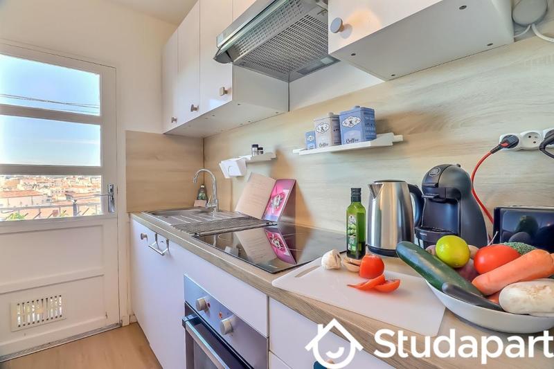 Chambre - 11 m² - 1 pièce