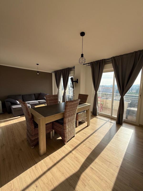 Appartement - 55 m² - 3 pièces