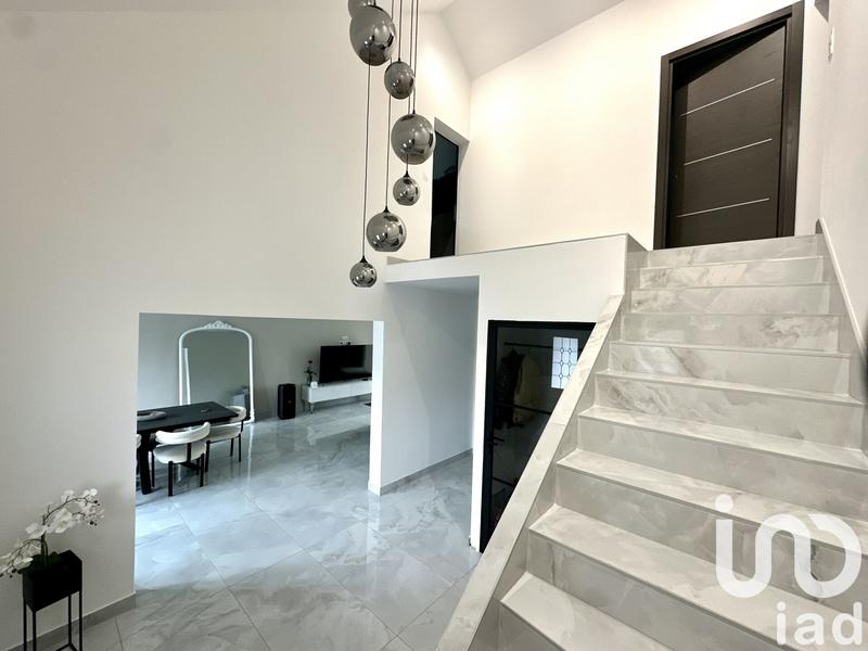 Maison - 155 m² - 5 pièces