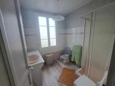 Maison traditionnelle - 84 m² - 6 pièces