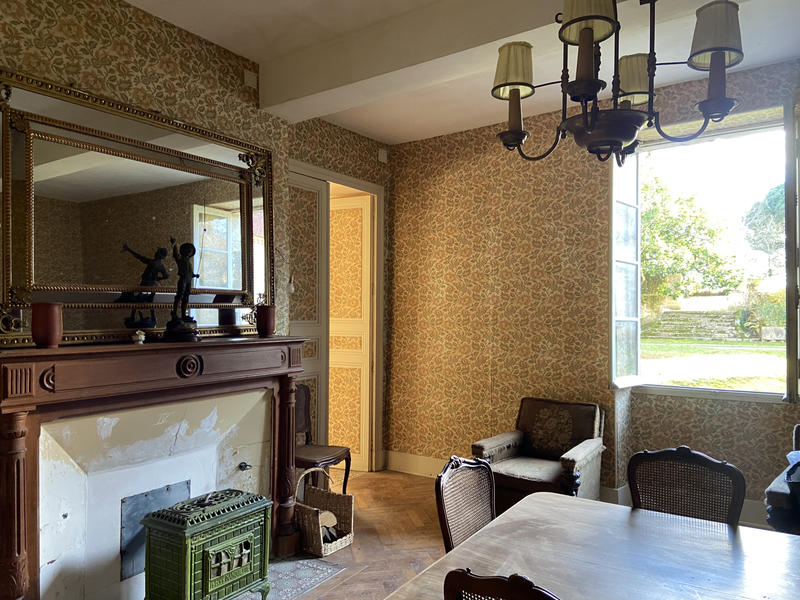 Maison - 623 m² - 22 pièces