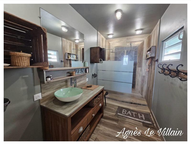 Villa - 180 m² - 7 pièces