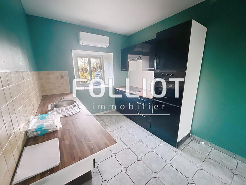 Maison - 197 m² - 12 pièces