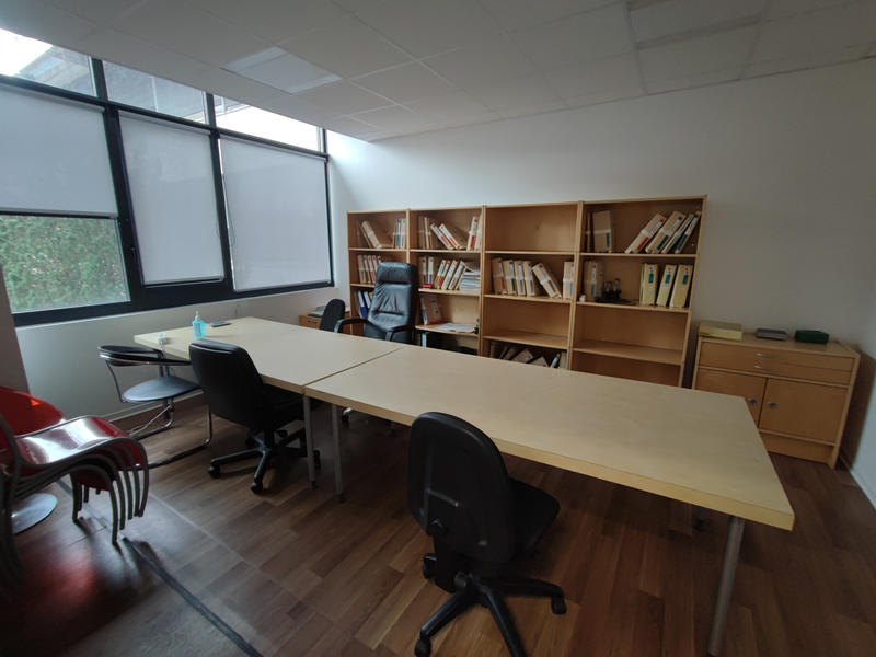 Bureau - 173 m²