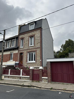 Maison - 87 m² - 4 pièces