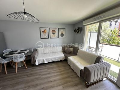 Appartement - 64 m² - 3 pièces