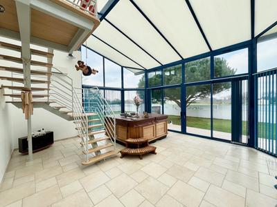 Maison - 216 m² - 6 pièces