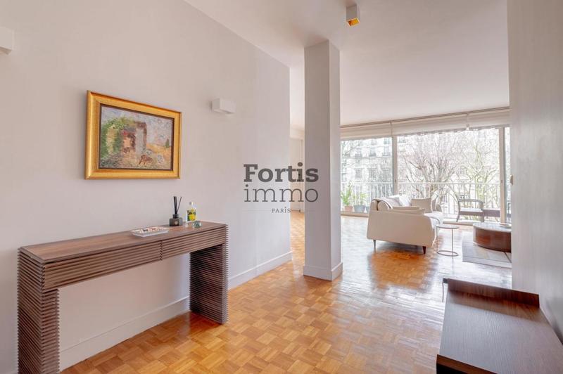 Appartement - 108 m² - 4 pièces