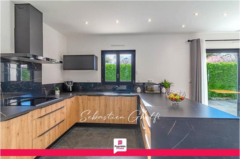 Maison - 128 m² - 5 pièces