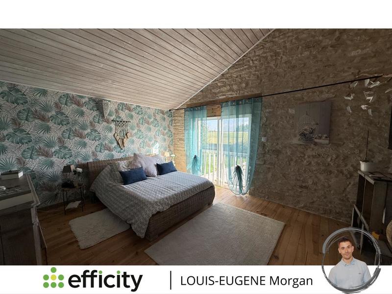 Maison - 209 m² - 8 pièces