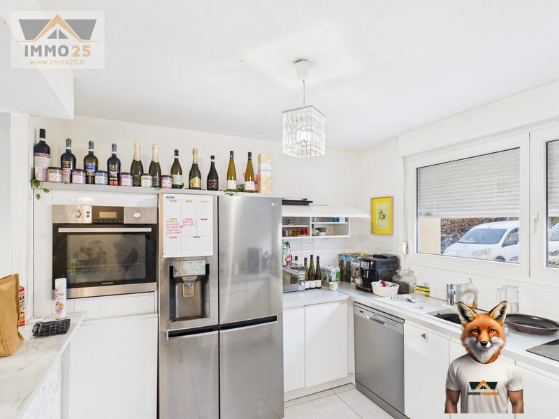 Maison - 94 m² - 4 pièces