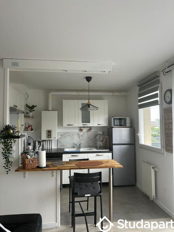 Chambre - 12 m² - 1 pièce