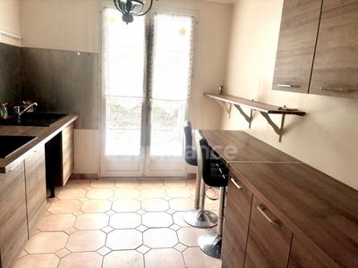 Maison - 101 m² - 6 pièces