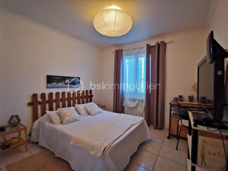 Villa - 151 m² - 6 pièces