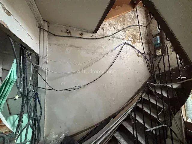 Immeuble - 160 m² - 8 pièces