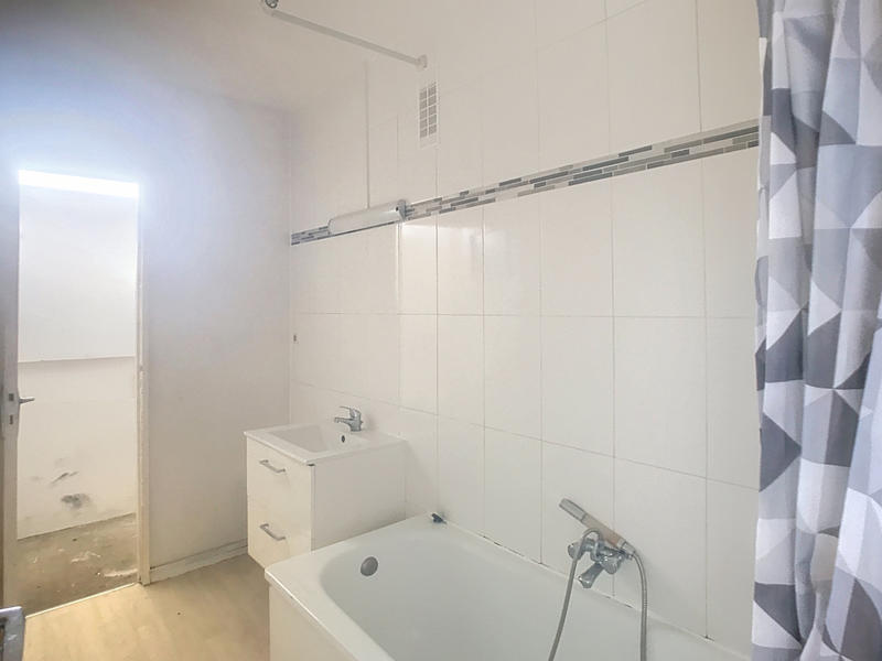 Appartement - 83 m² - 5 pièces